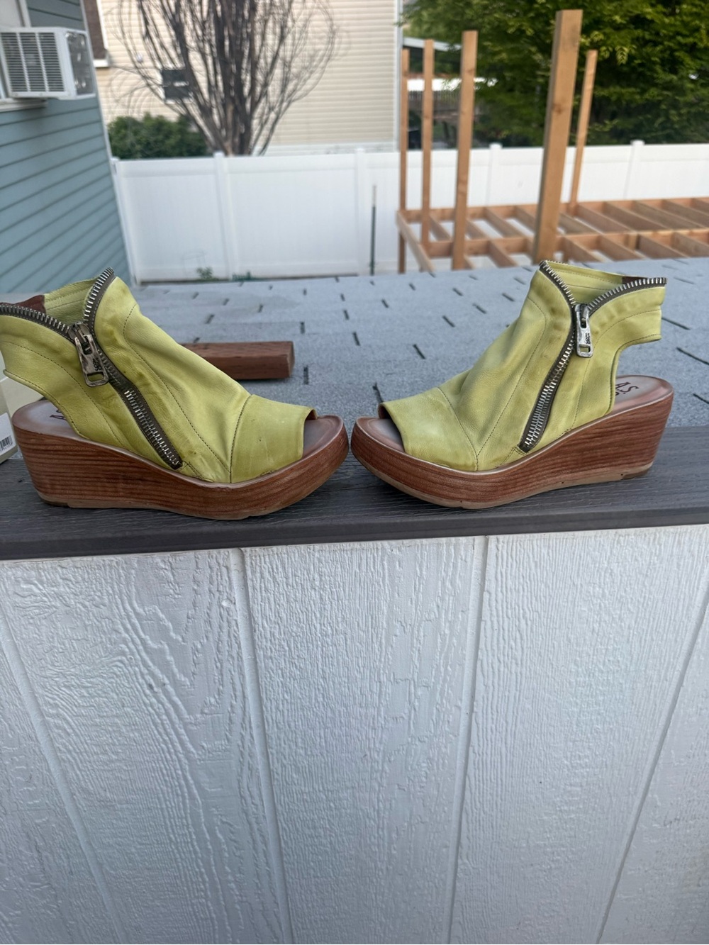 A.S.98 Yellow Open-Toe Zip Wedge Sandals - Picture 4 of 16